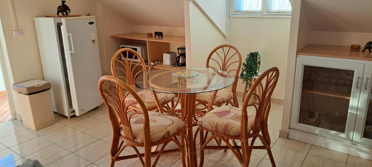Logement Spacieux Deux Pieces A Baie Mahault Dış mekan fotoğraf